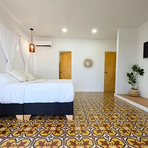 https://puesta-del-sol-guest-house.sanandreshotels.com